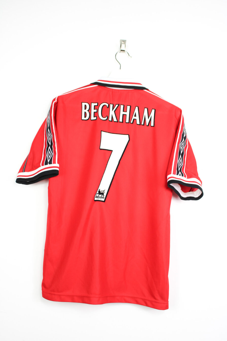 1999 Manchester United *TREBLE WINNERS* home jersey (#7 BECKHAM) - S