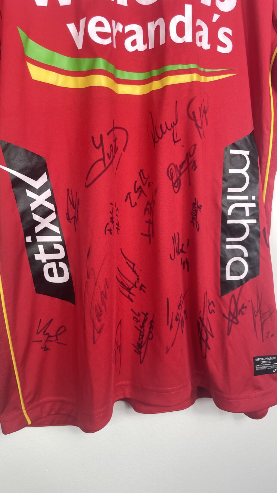 2015-16 KV Oostende *SIGNED* home jersey - XL